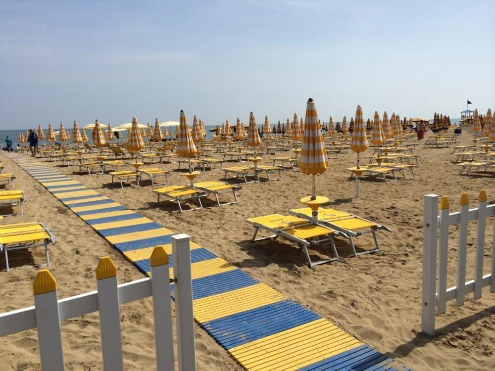 Hotel Al Mare リド・ディ・イエゾロ エクステリア 写真