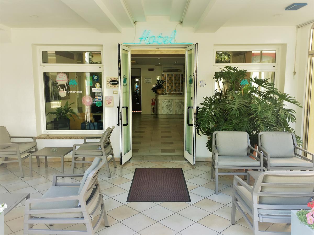 Hotel Al Mare リド・ディ・イエゾロ エクステリア 写真